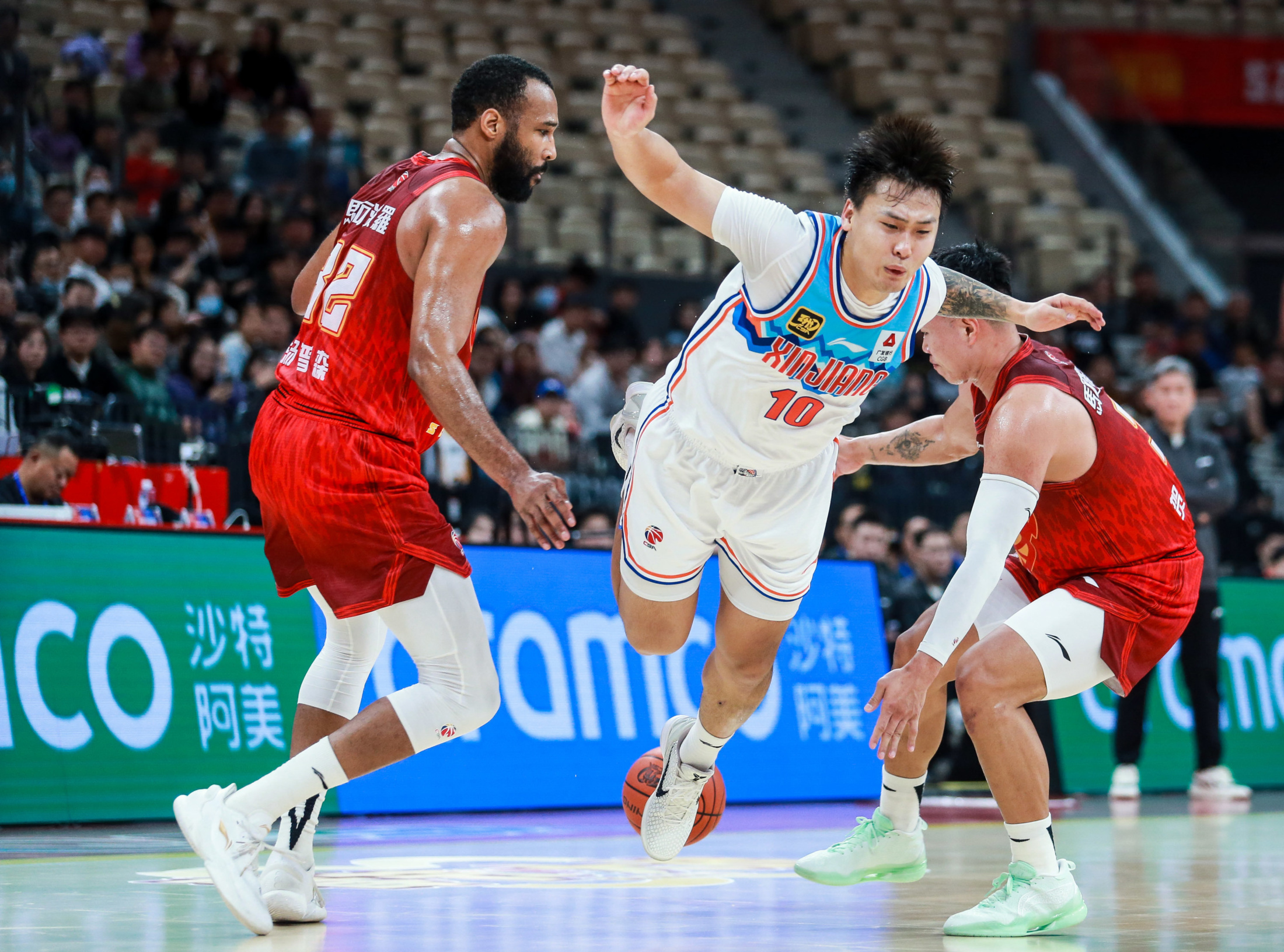 多米体育APP下载包含国际比赛日体能课后;新疆广汇止住颓势备战亚冠;态度坚定;轮换策略成焦点的词条